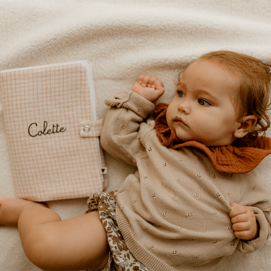 Protège carnet de santé | Petits carreaux