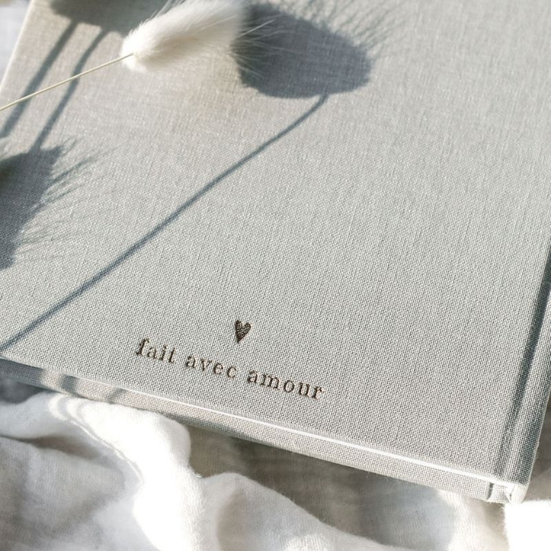 Carnet de grossesse - quarante semaines entre nous en or - fabrication française -