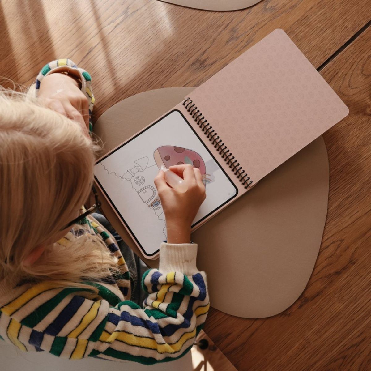 Livre de coloriage à l’eau I Fée