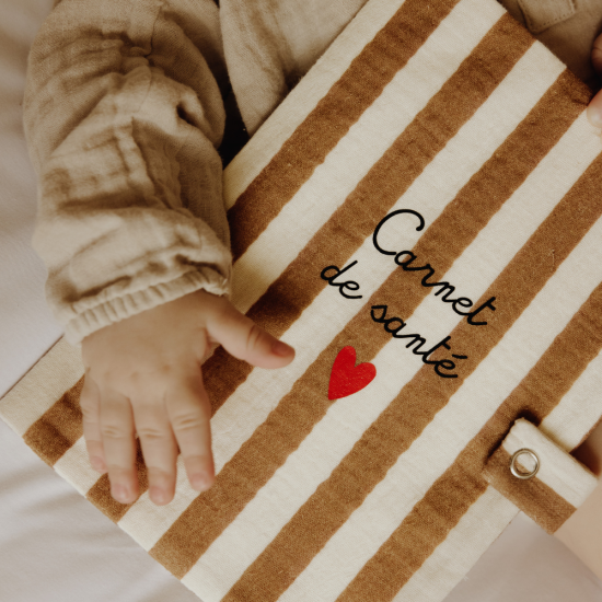 Protège carnet de santé | Rayure épaisse